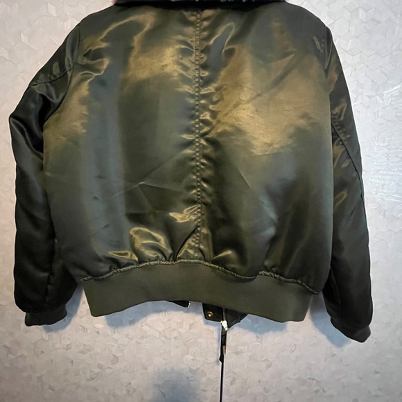 Woman’s Gap Green Bomber Jacket with Pink Faux Trim - Picture 6 of 13